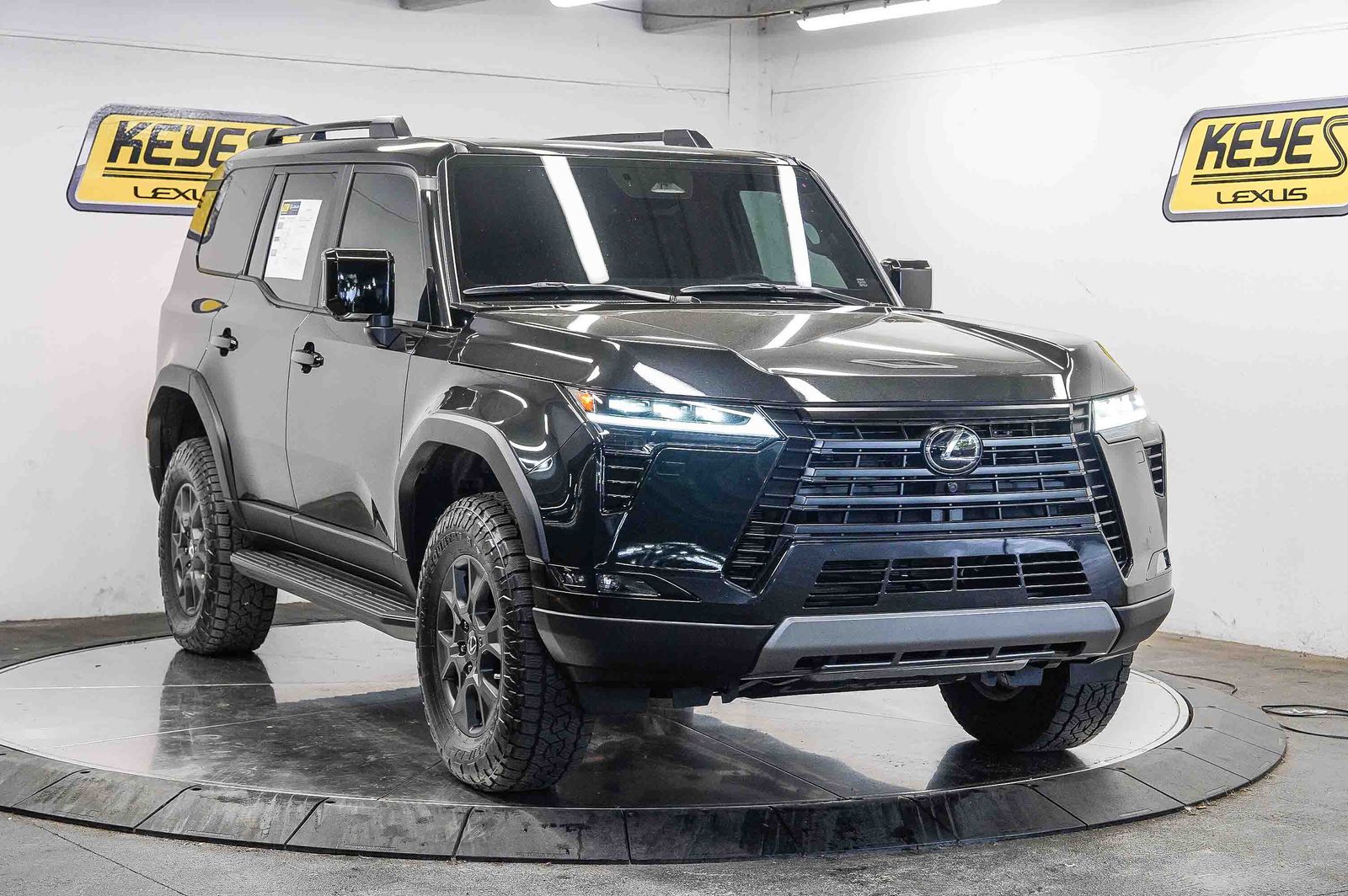 Thumbnail: 2026 Lexus GX - 5