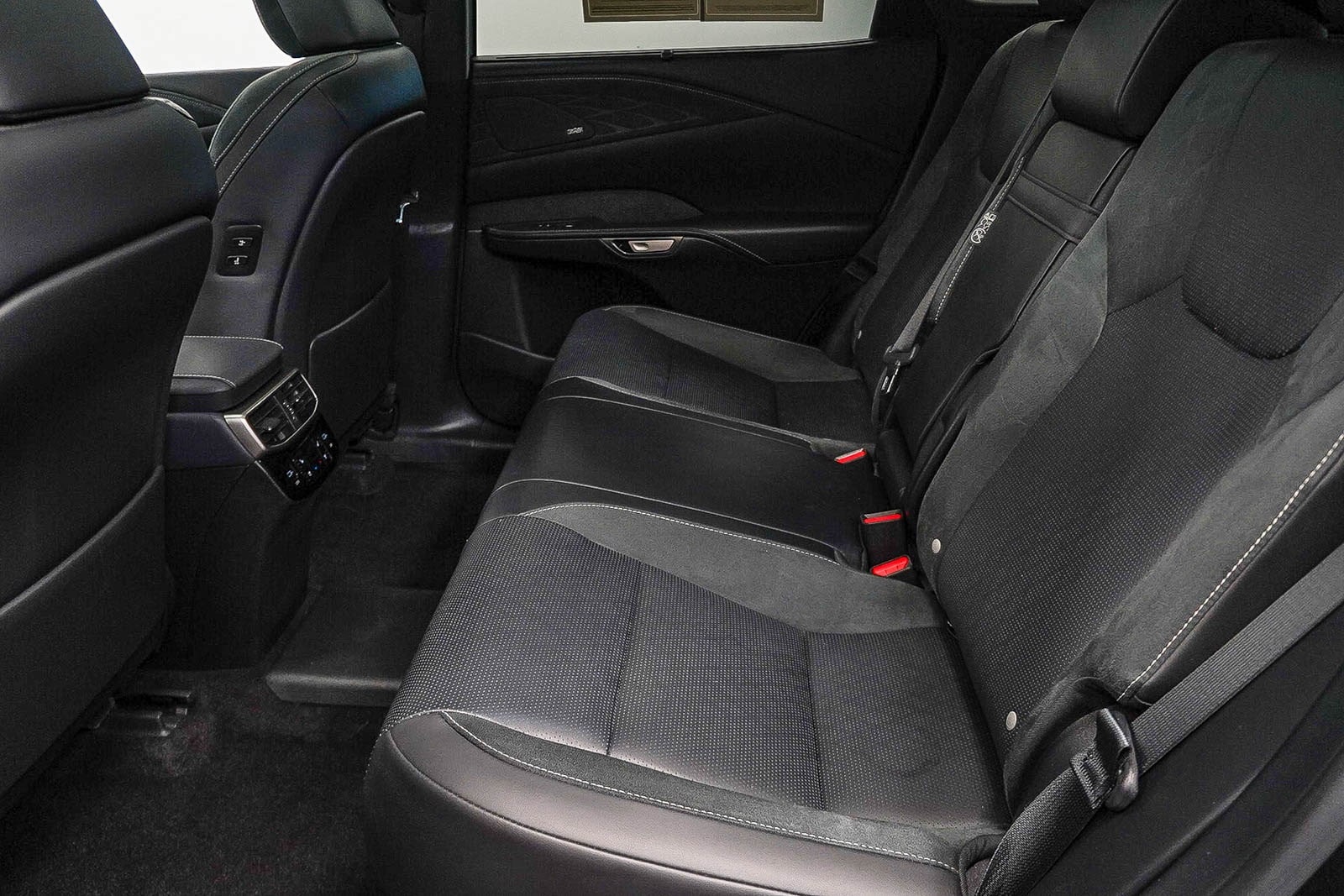 Thumbnail: 2024 Lexus RX - 19