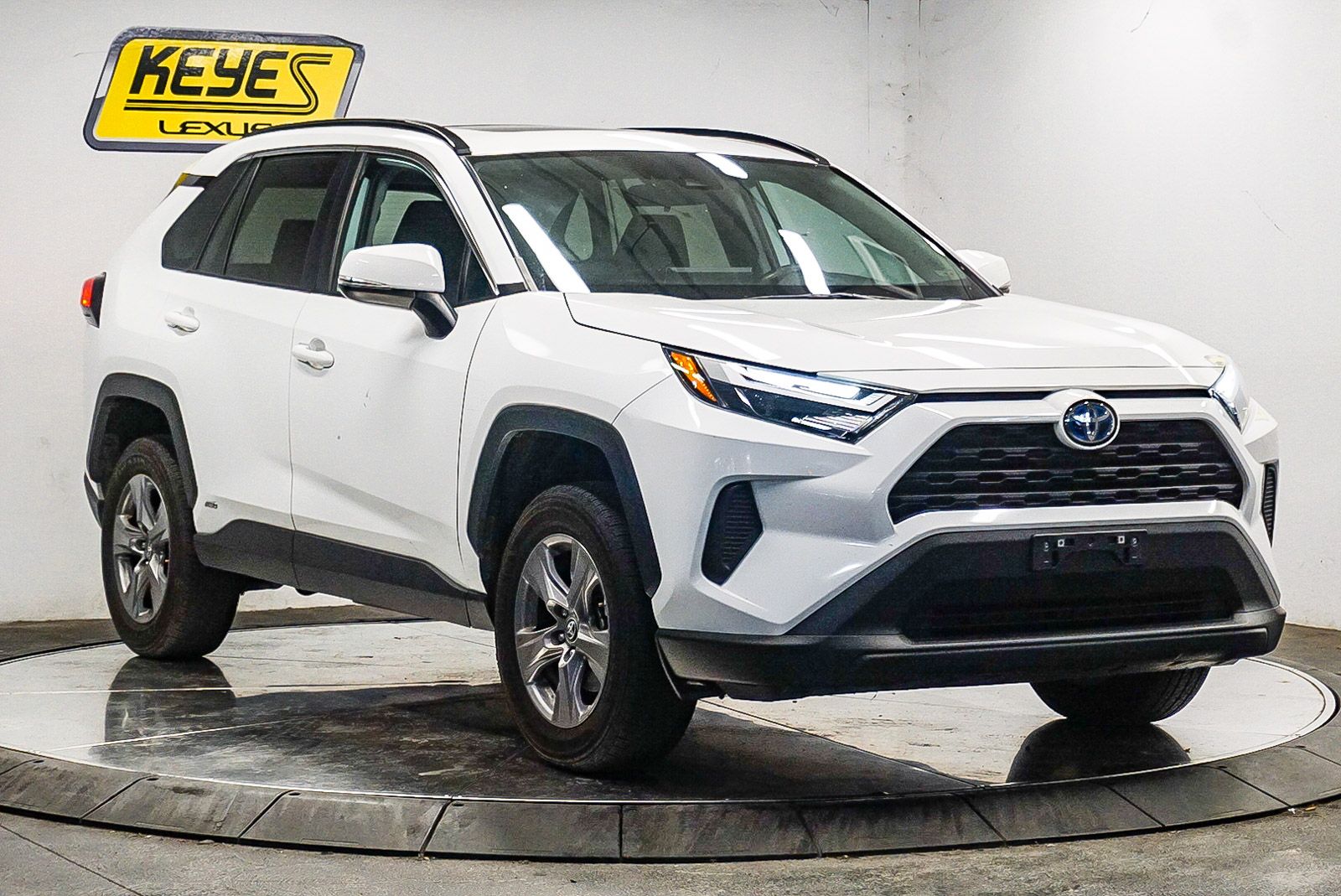 Thumbnail: 2024 Toyota RAV4 - 5