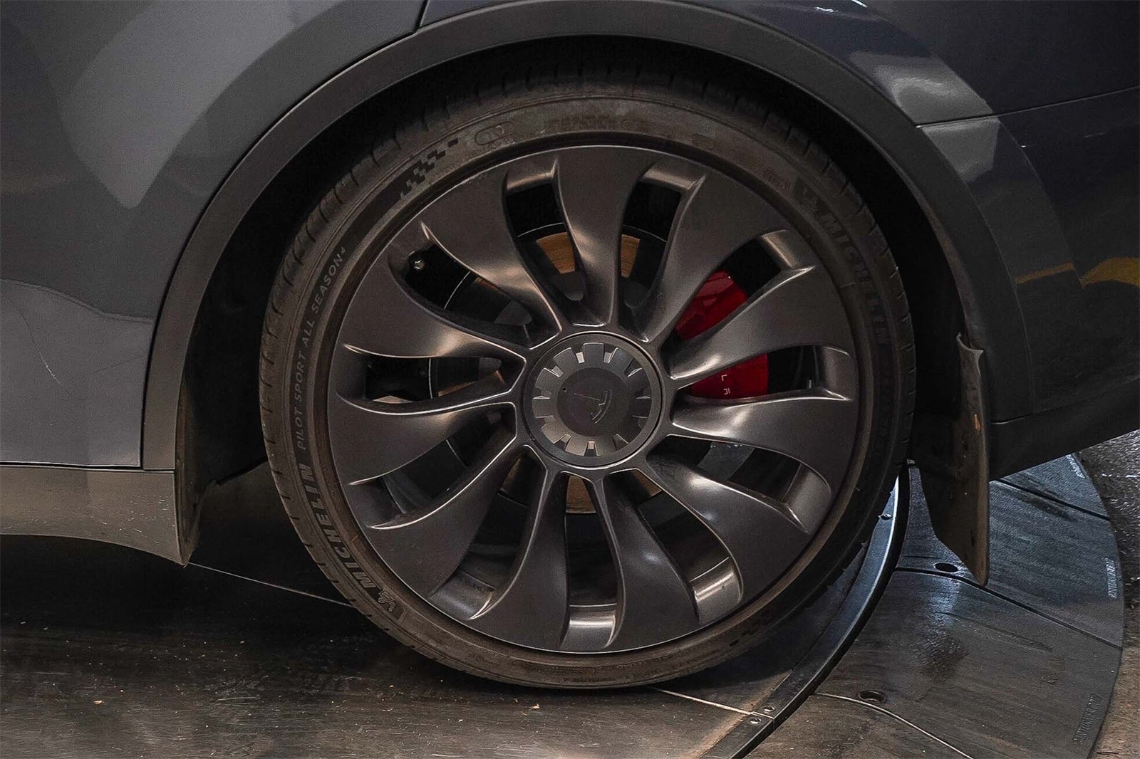 Thumbnail: 2023 Tesla Model Y - 10