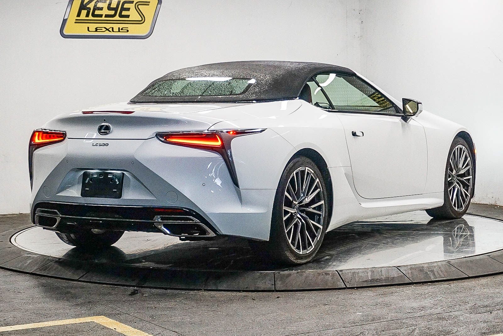 Thumbnail: 2024 Lexus LC - 4