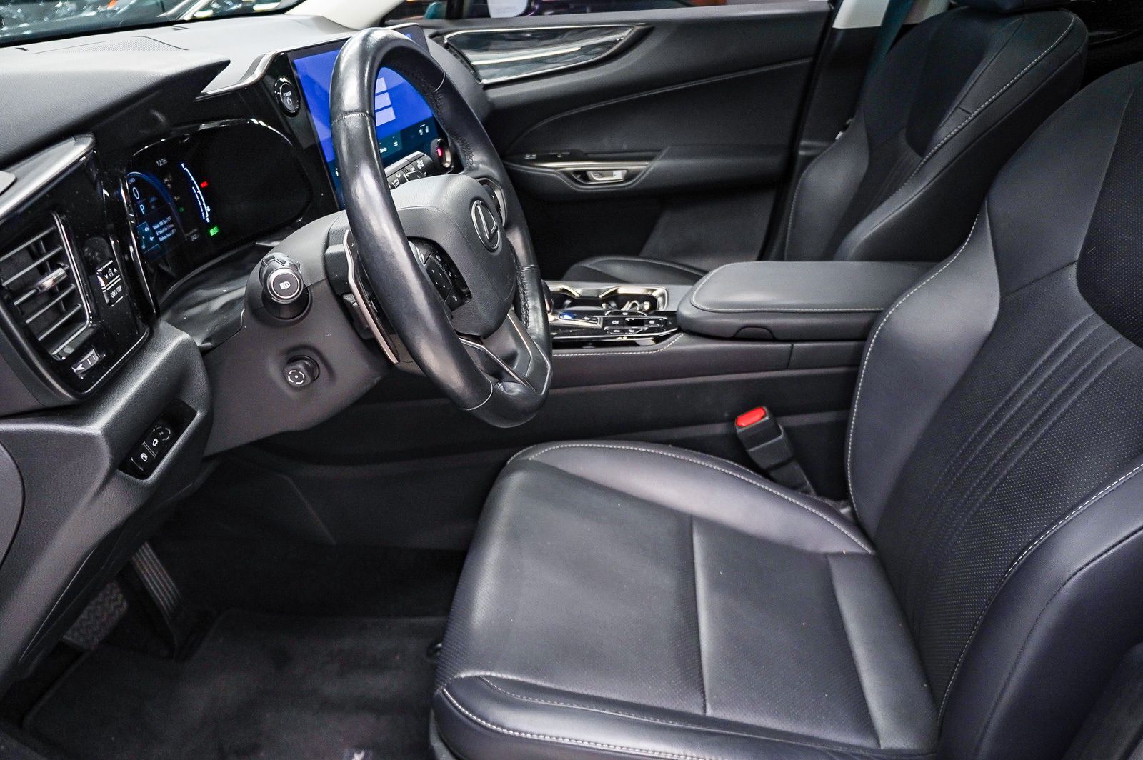 Thumbnail: 2024 Lexus NX - 17