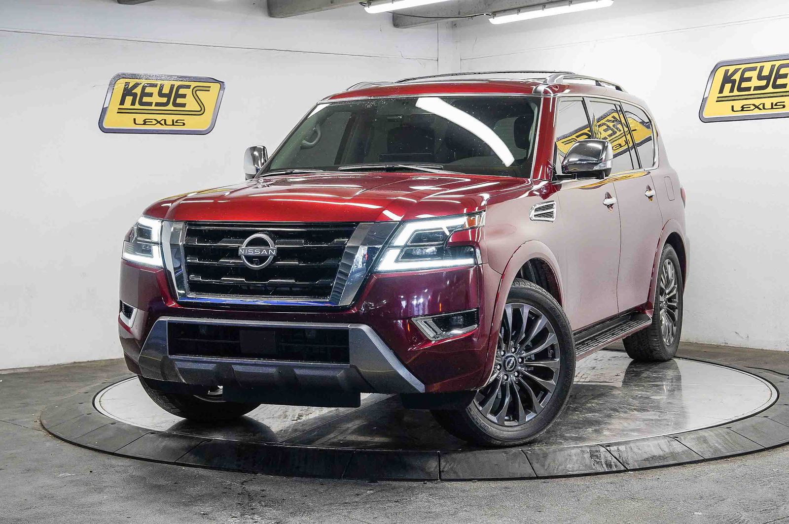 2023 Nissan Armada Platinum 4X4's photo
