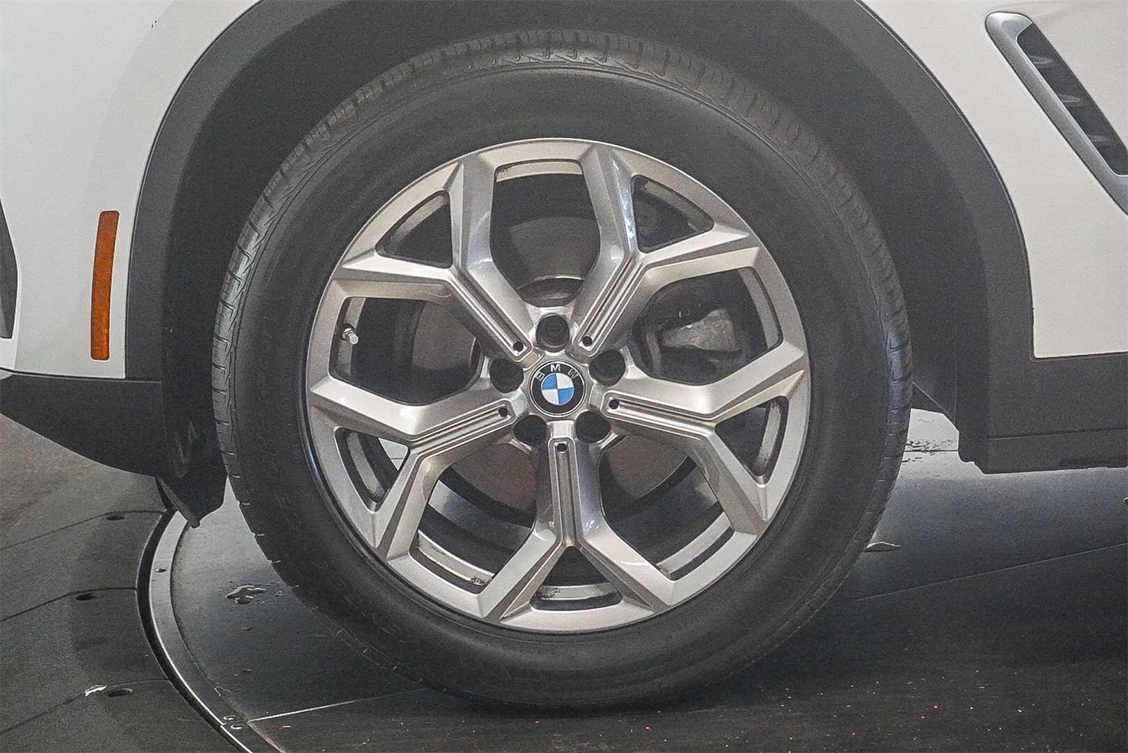 Thumbnail: 2023 BMW X3 - 9