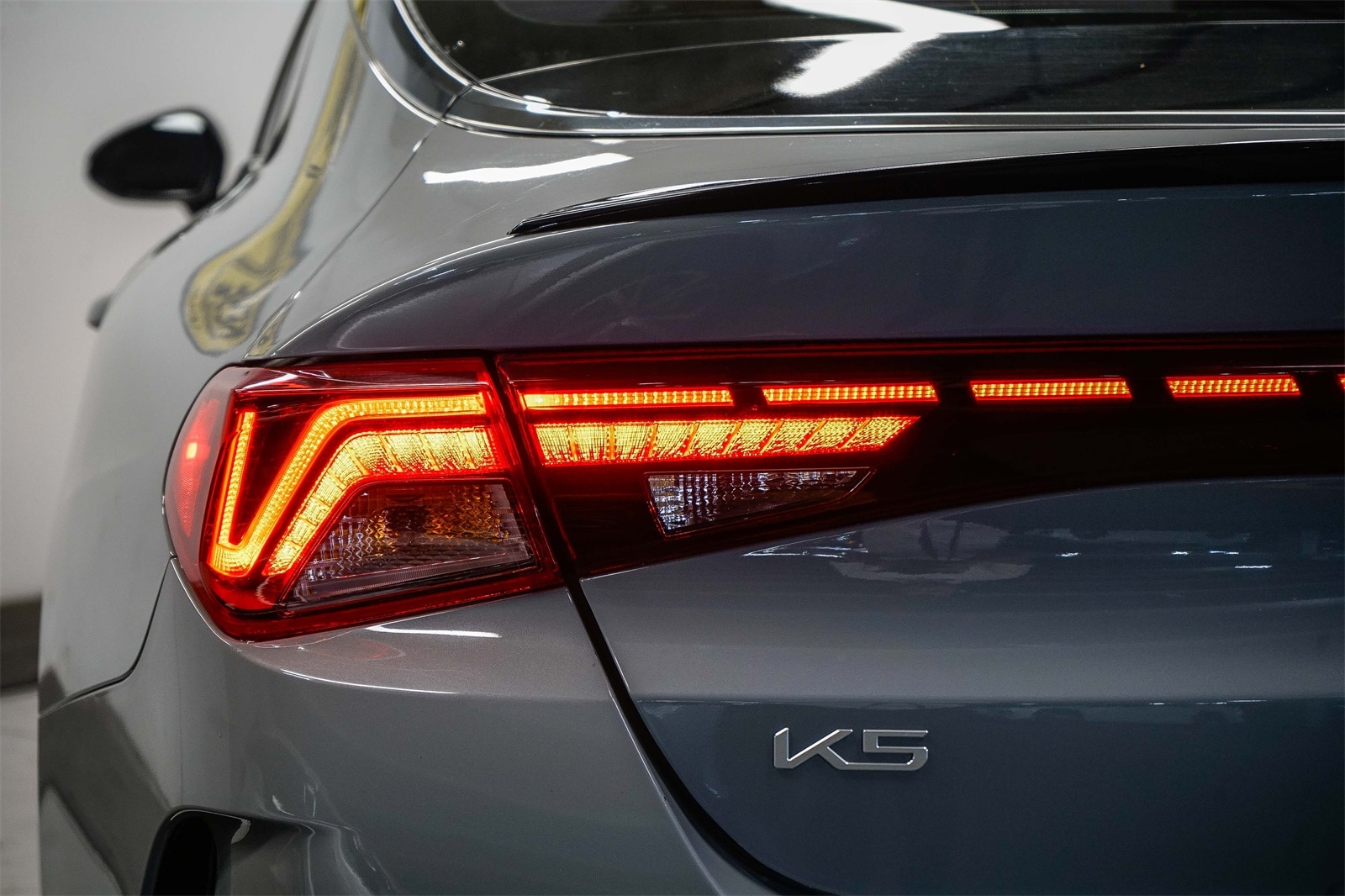 Thumbnail: 2023 Kia K5 - 9