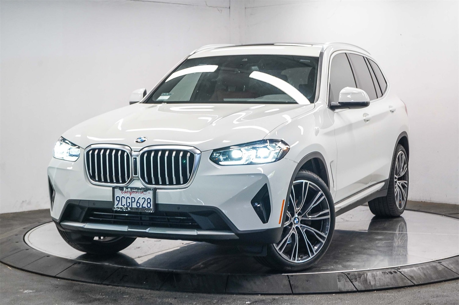 Thumbnail: 2023 BMW X3 - 1
