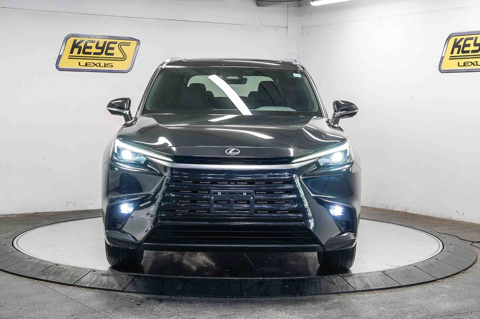 Thumbnail: 2024 Lexus TX - 5