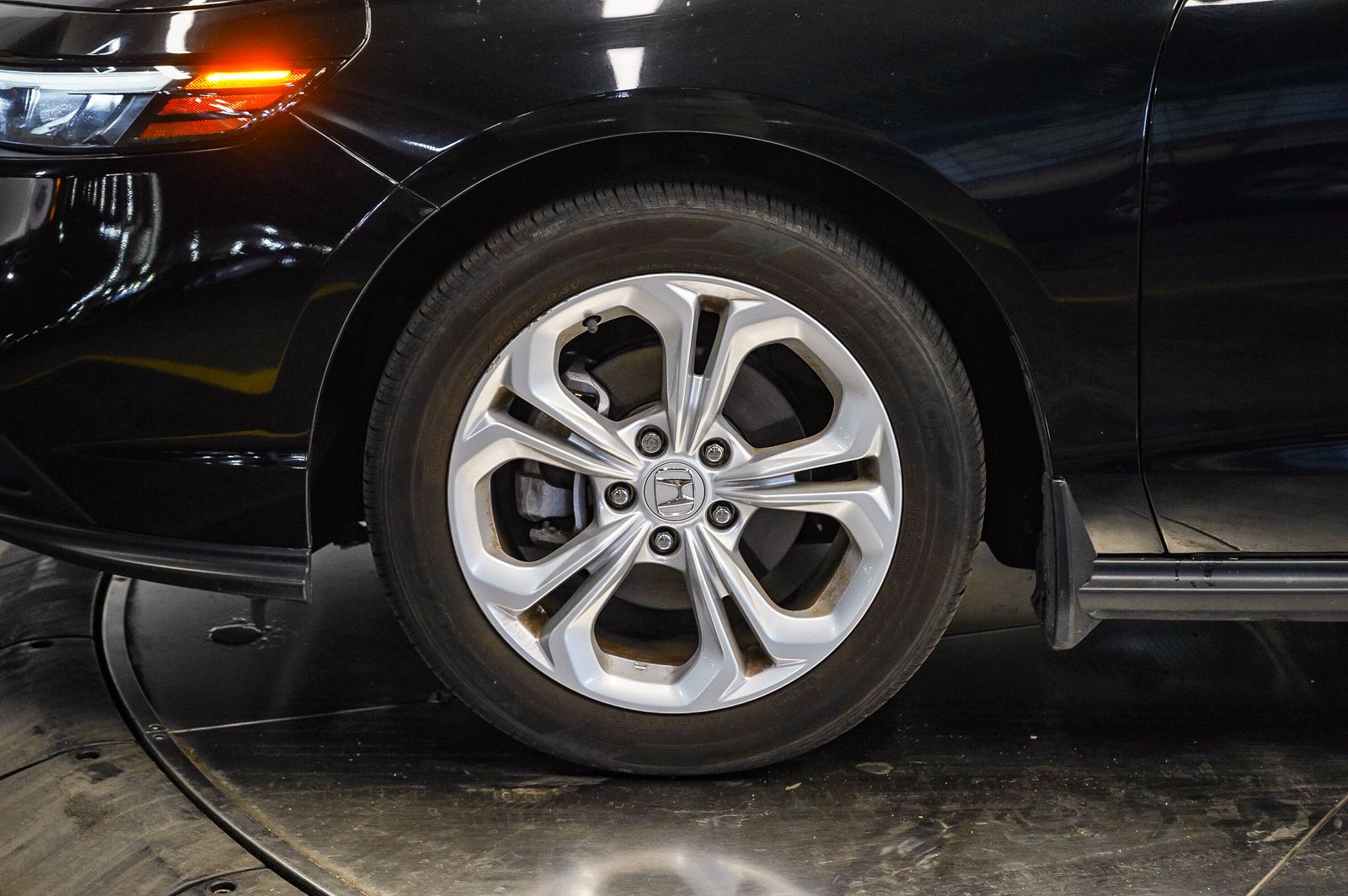 Thumbnail: 2023 Honda Accord - 9