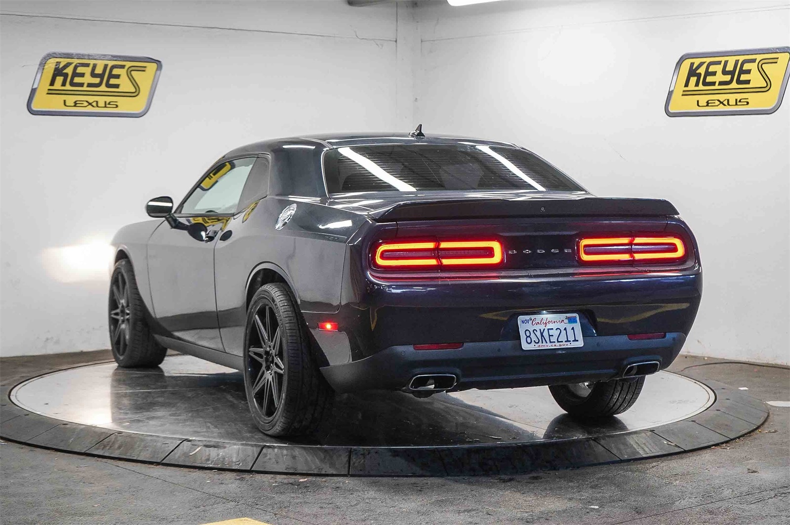 Thumbnail: 2017 Dodge Challenger - 2