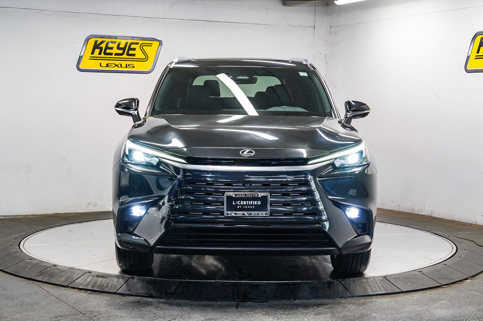 Thumbnail: 2024 Lexus TX - 6