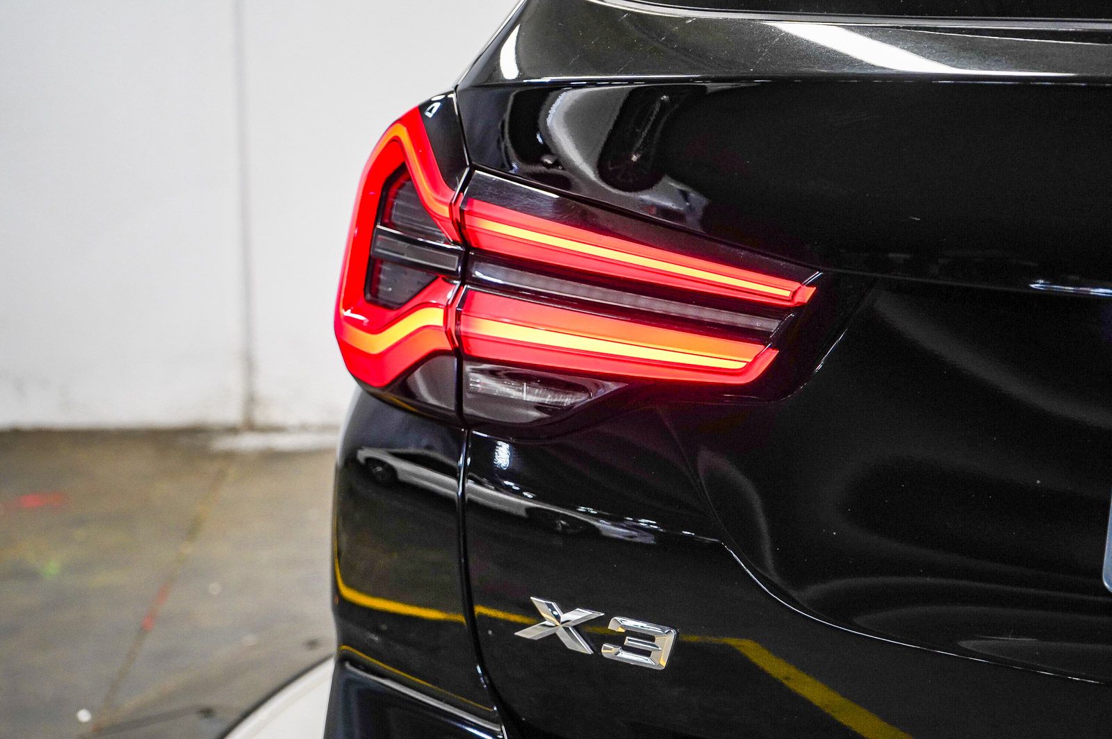Thumbnail: 2022 BMW X3 - 11