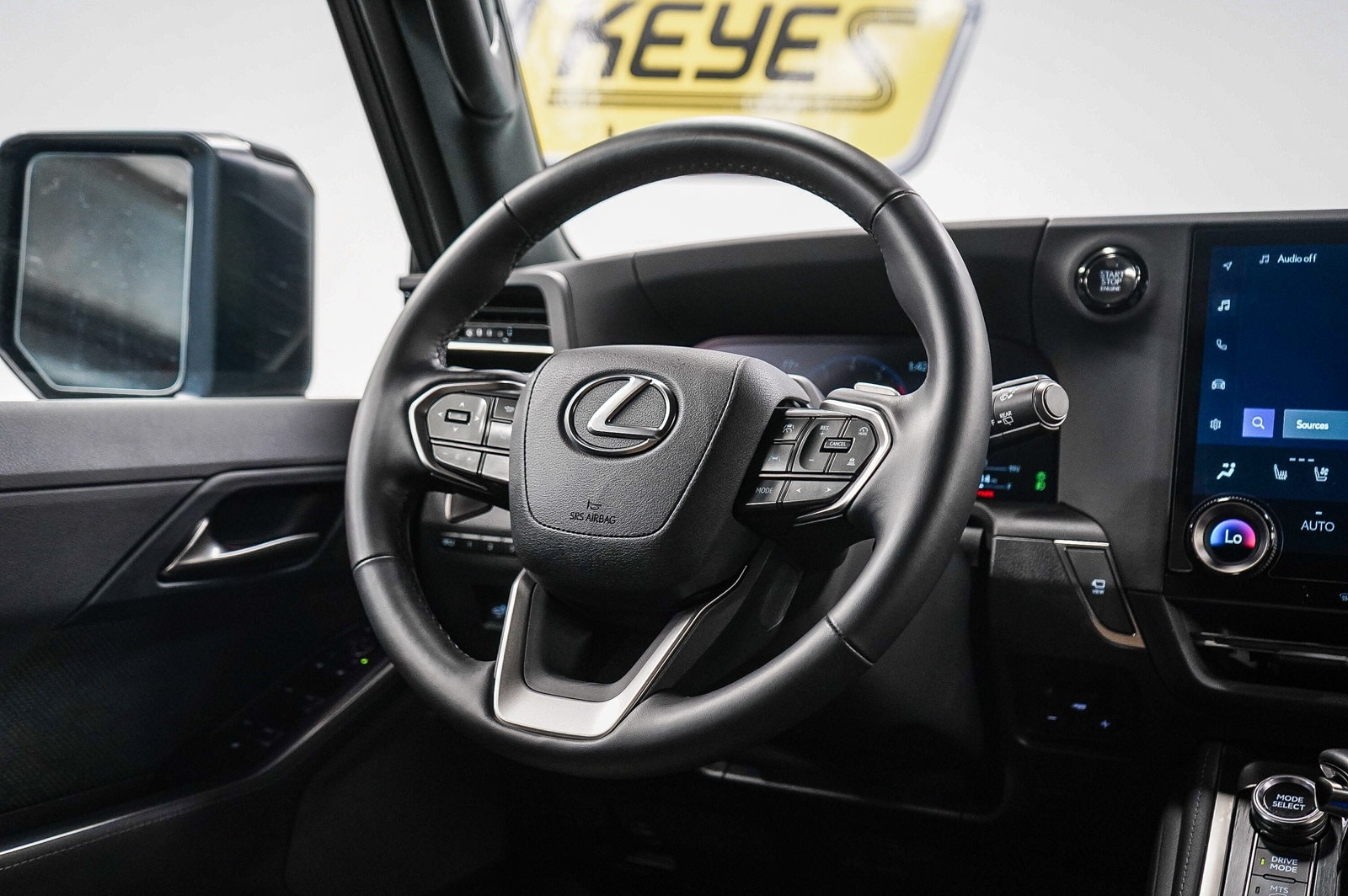 Thumbnail: 2025 Lexus GX - 15