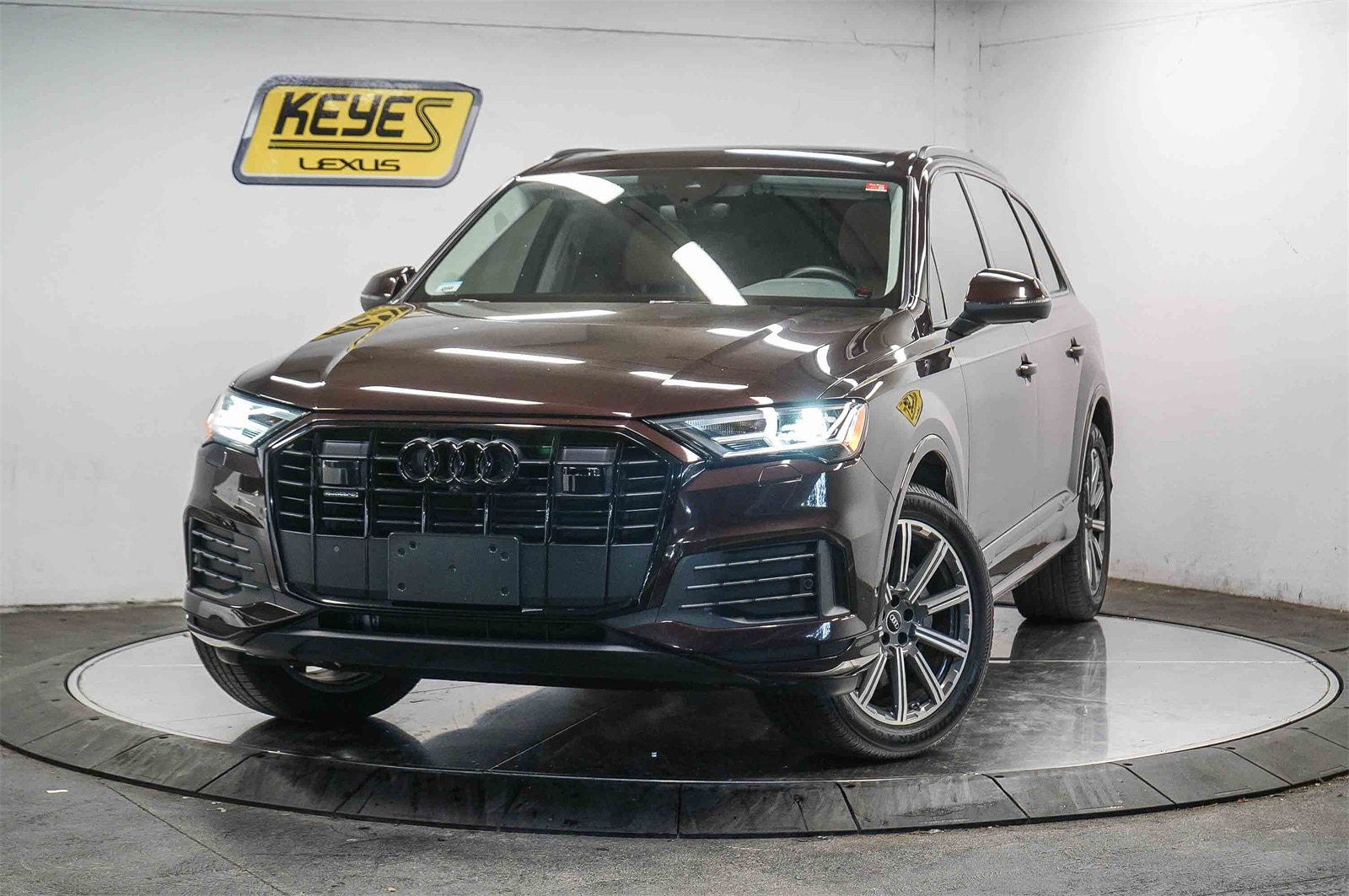 Thumbnail: 2022 Audi Q7 - 1