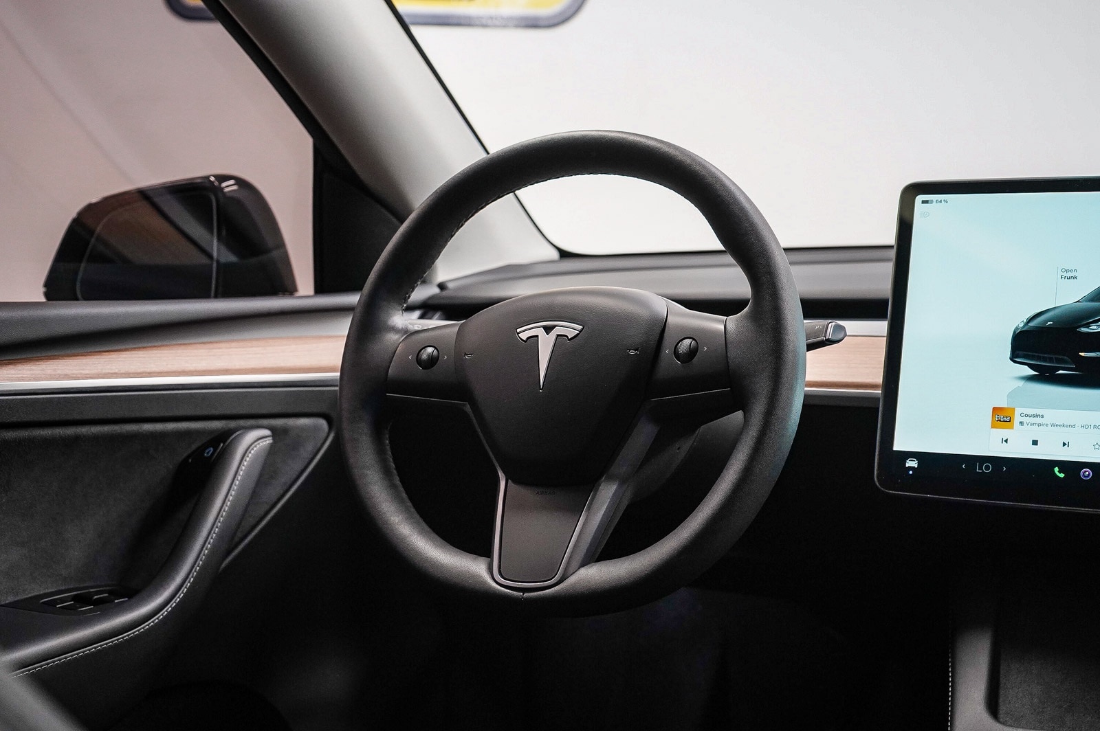 Thumbnail: 2025 Tesla Model Y - 14