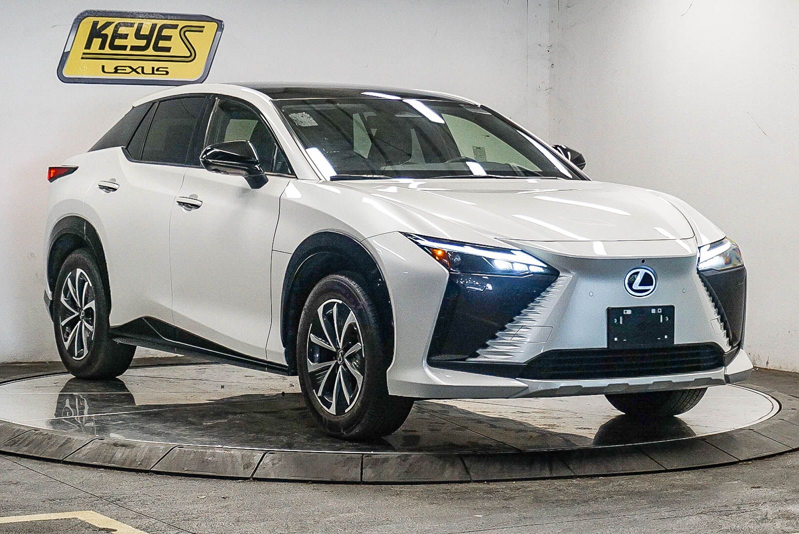 Thumbnail: 2024 Lexus RZ - 5