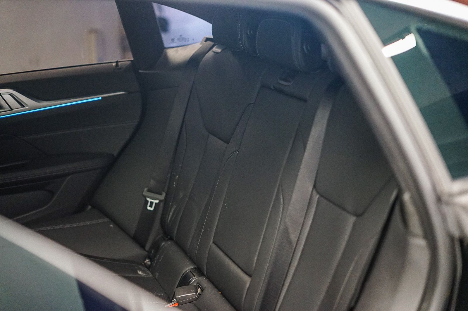 Thumbnail: 2025 BMW i4 - 19