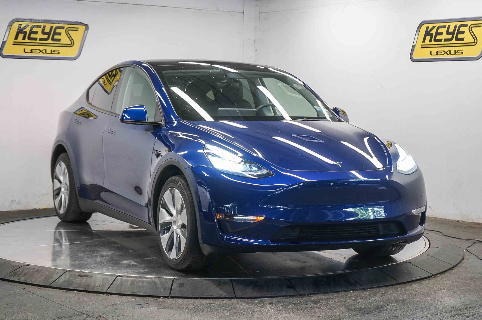 Thumbnail: 2021 Tesla Model Y - 5
