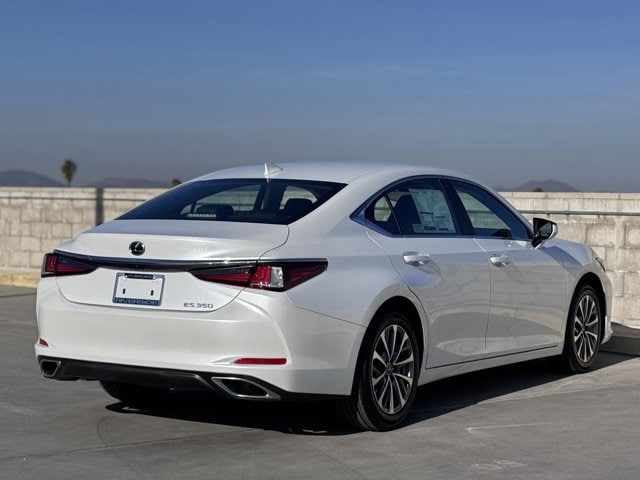 Thumbnail: 2025 Lexus ES - 12