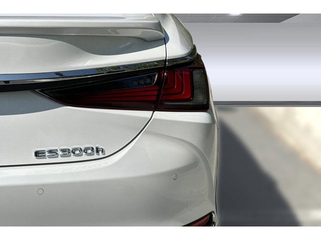 Thumbnail: 2025 Lexus ES - 12