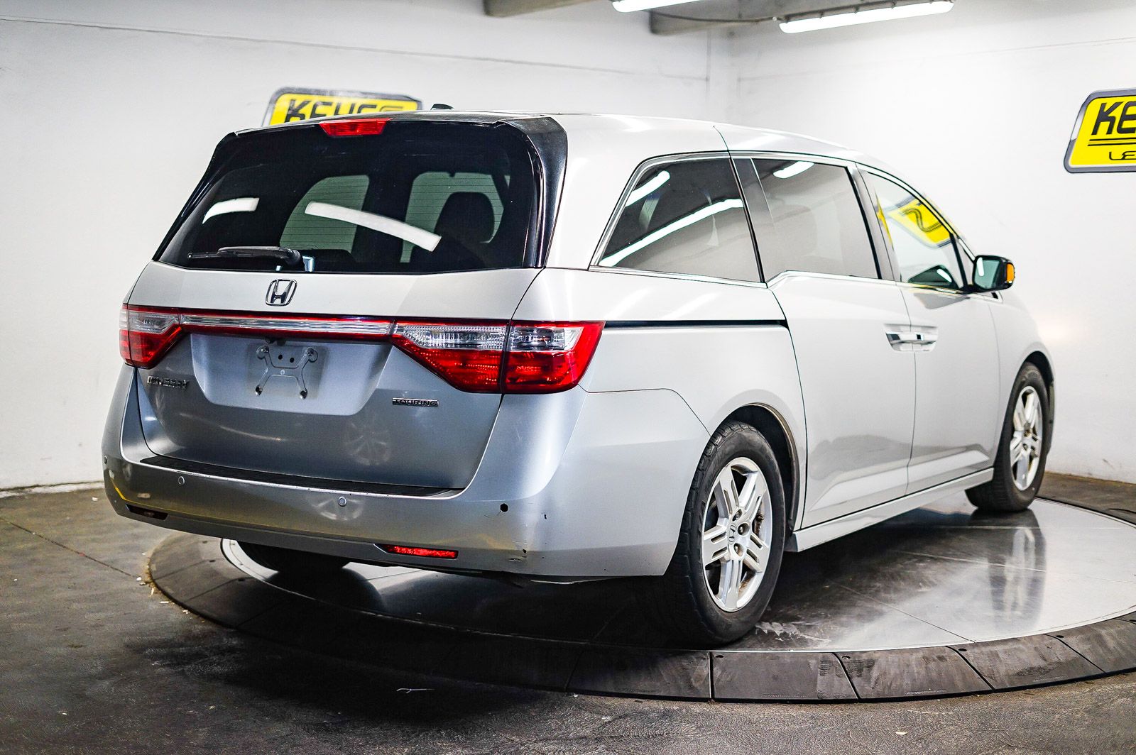 Thumbnail: 2012 Honda Odyssey - 4