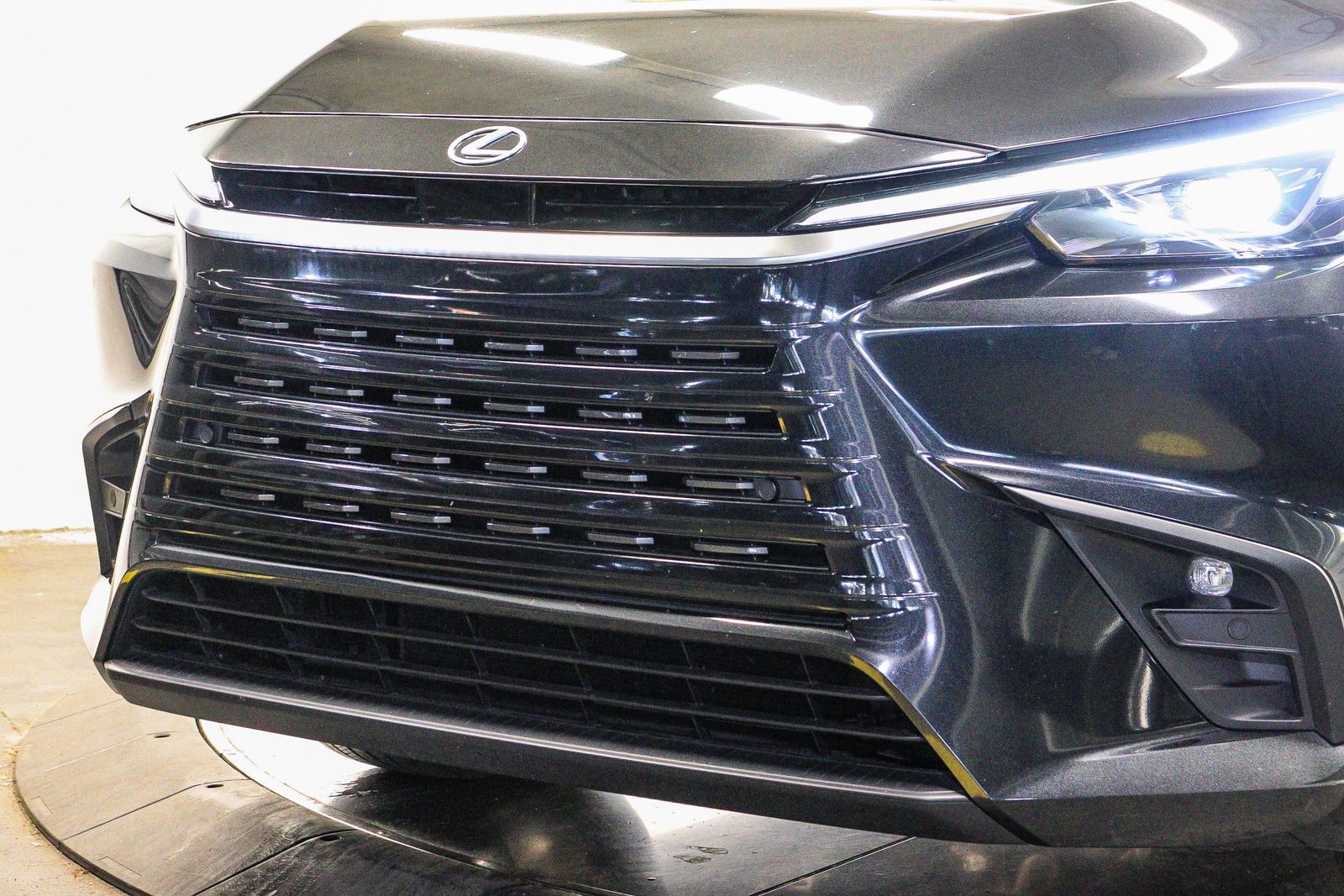 Thumbnail: 2025 Lexus TX - 7