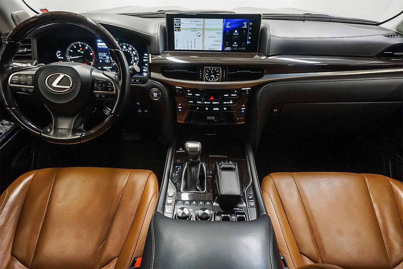 Thumbnail: 2021 Lexus LX - 13