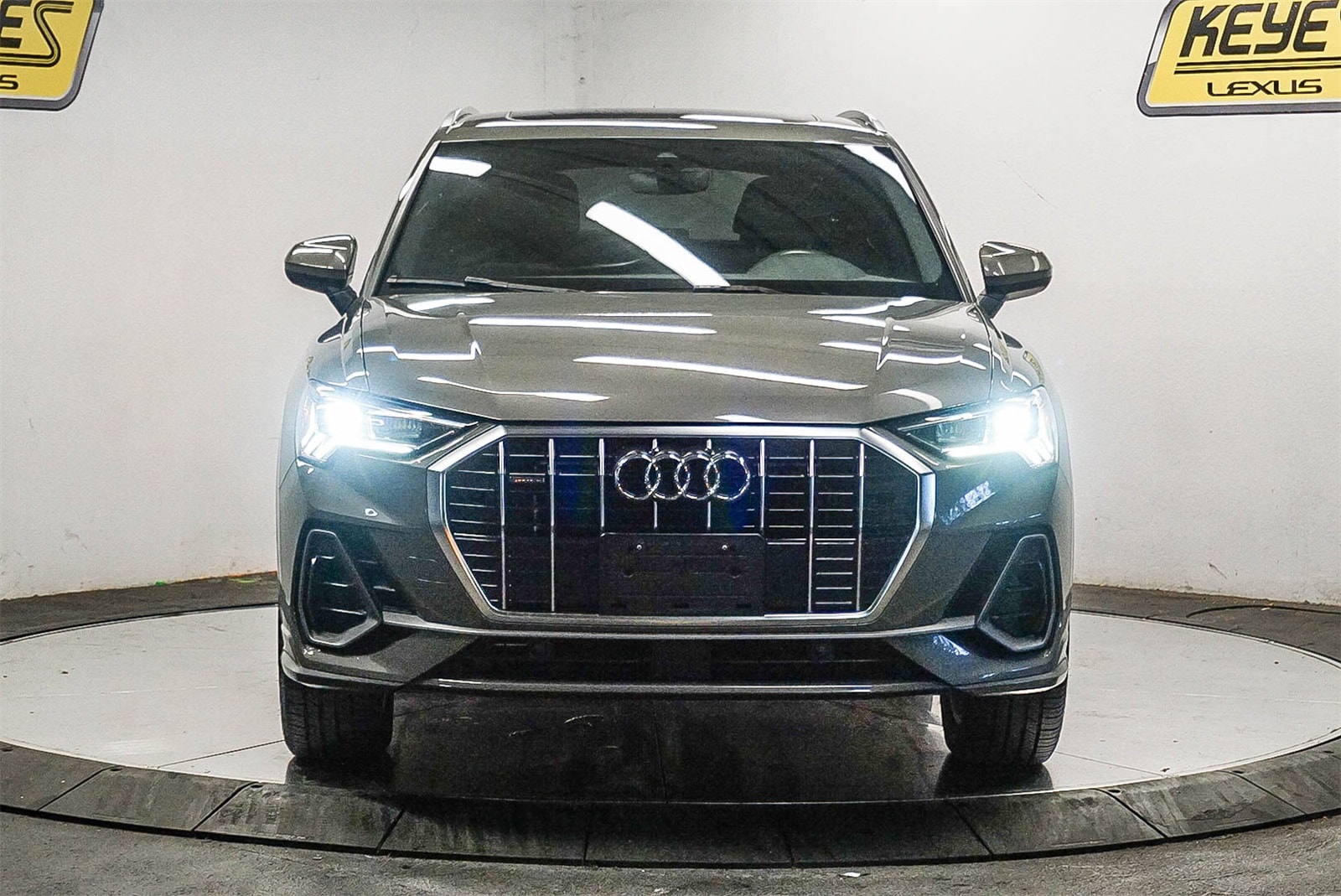 Thumbnail: 2020 Audi Q3 - 6