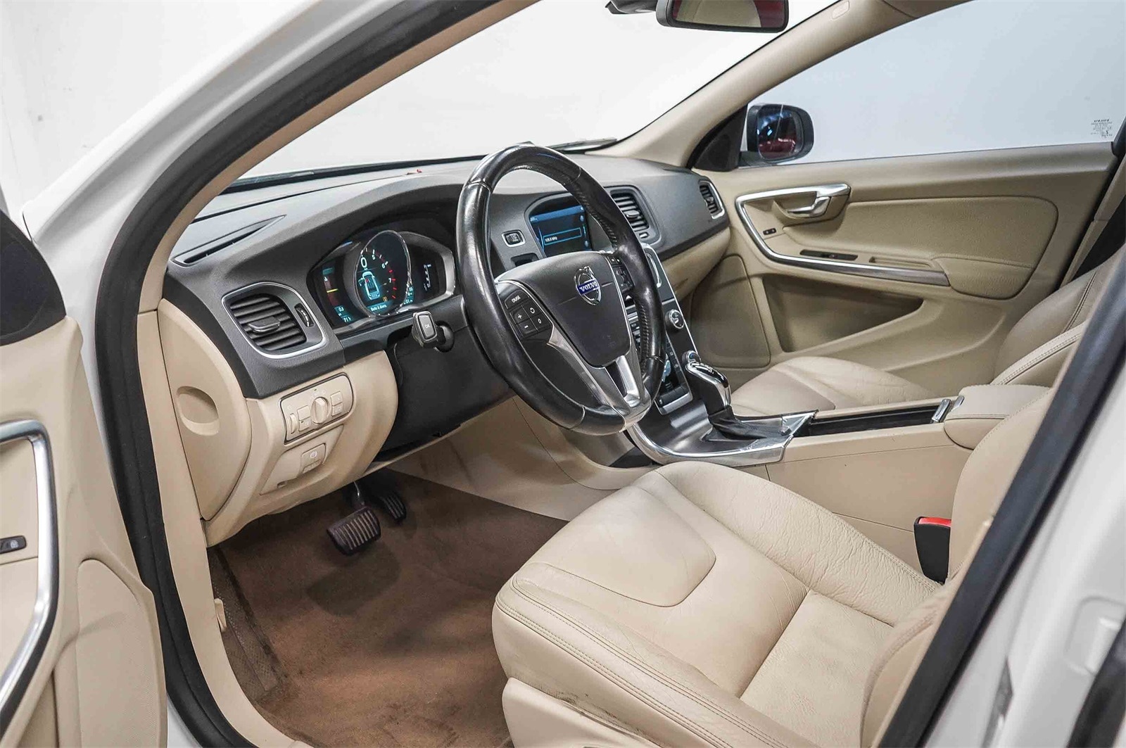 Thumbnail: 2014 Volvo S60 - 18