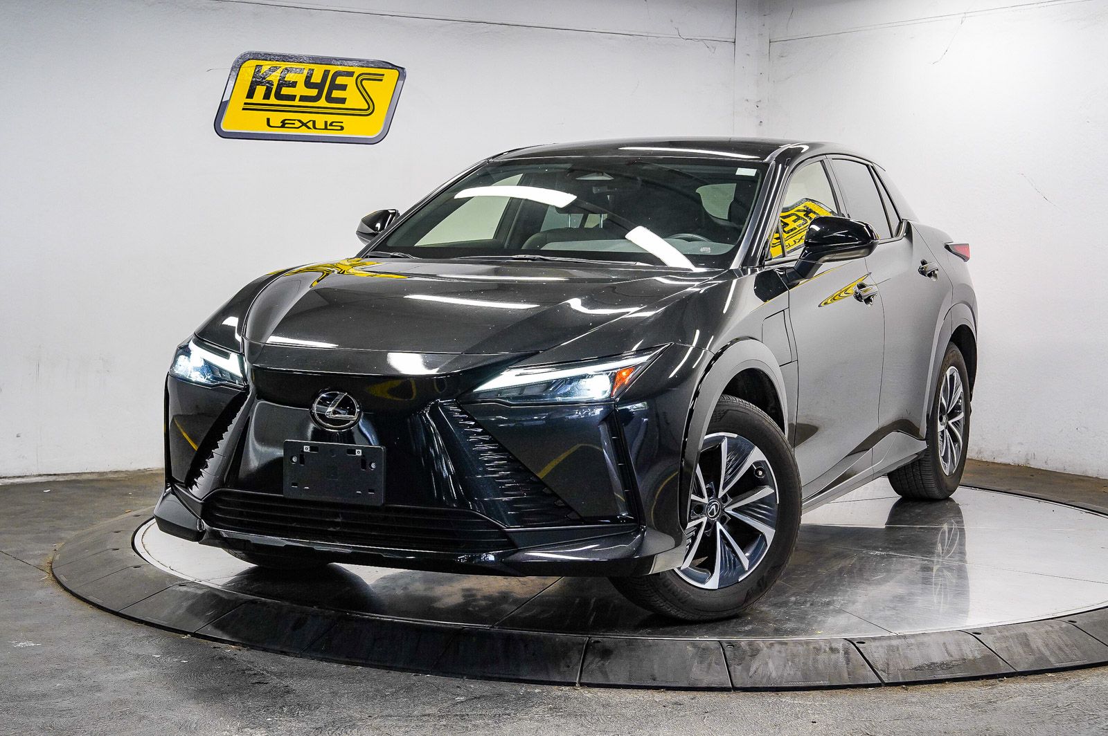2025 Lexus RZ 450e -
                  Van Nuys, CA