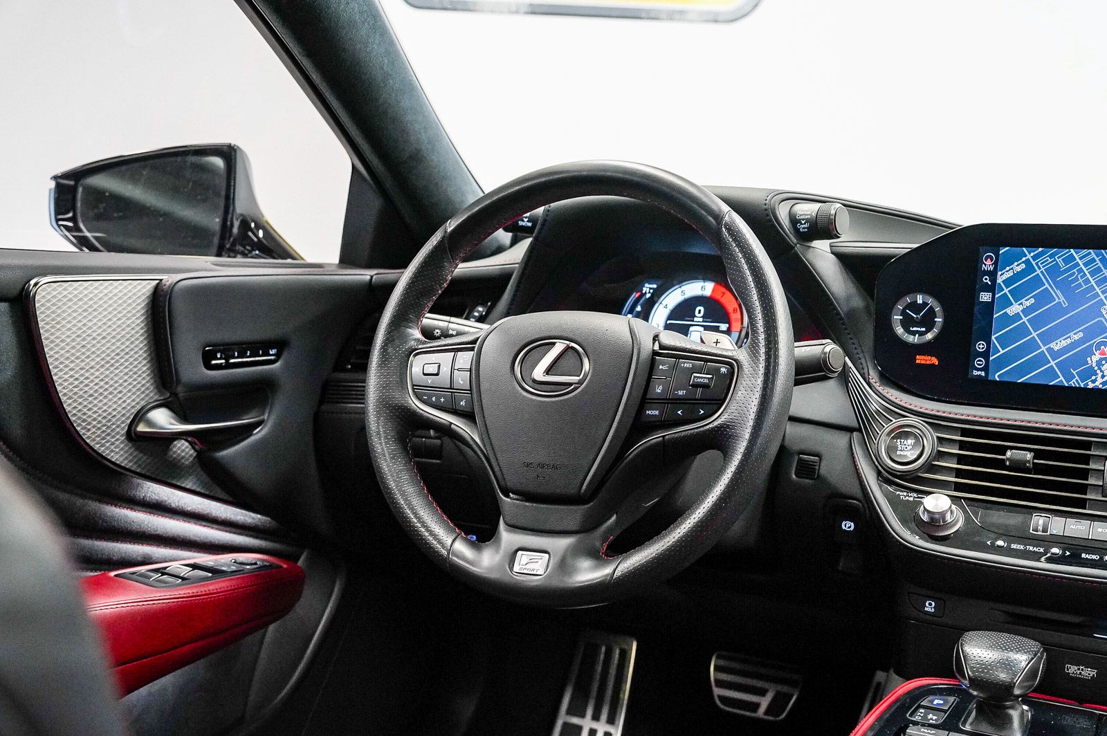 Thumbnail: 2022 Lexus LS - 14