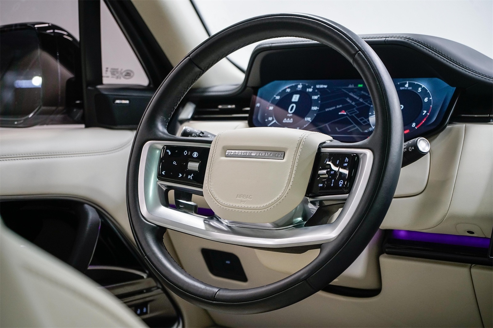 Thumbnail: 2024 Land Rover Range Rover - 15