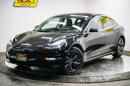 2018 Tesla Model 3 Long Range Battery Sedan