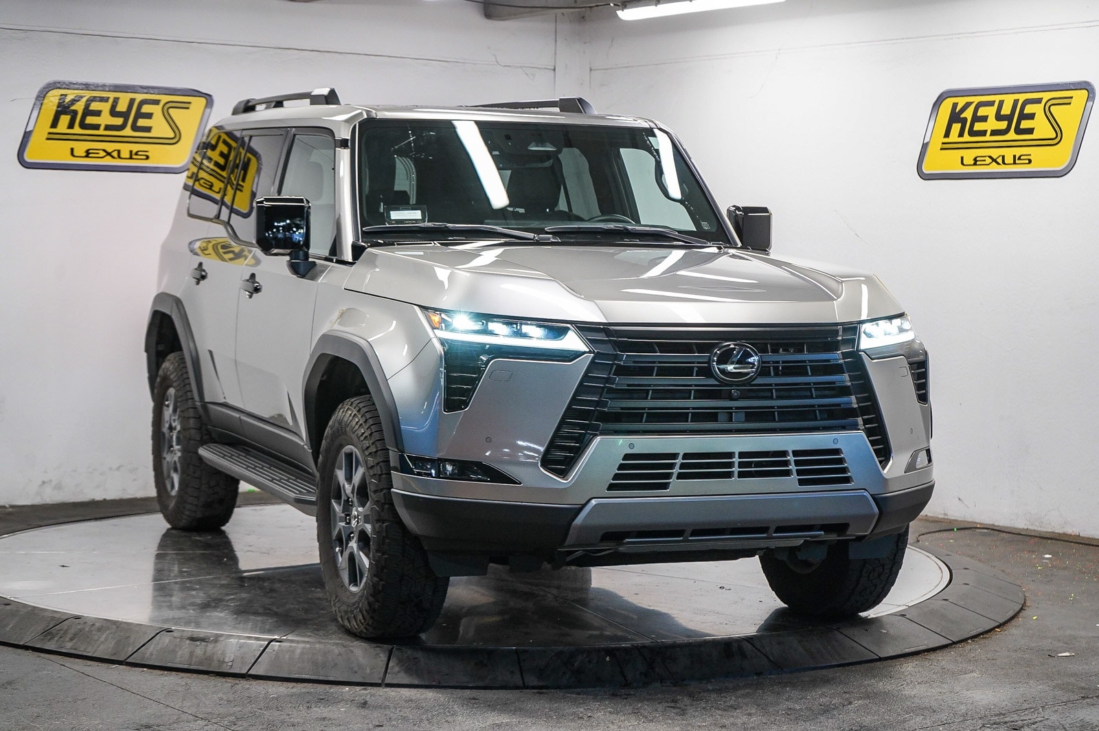 Thumbnail: 2025 Lexus GX - 5