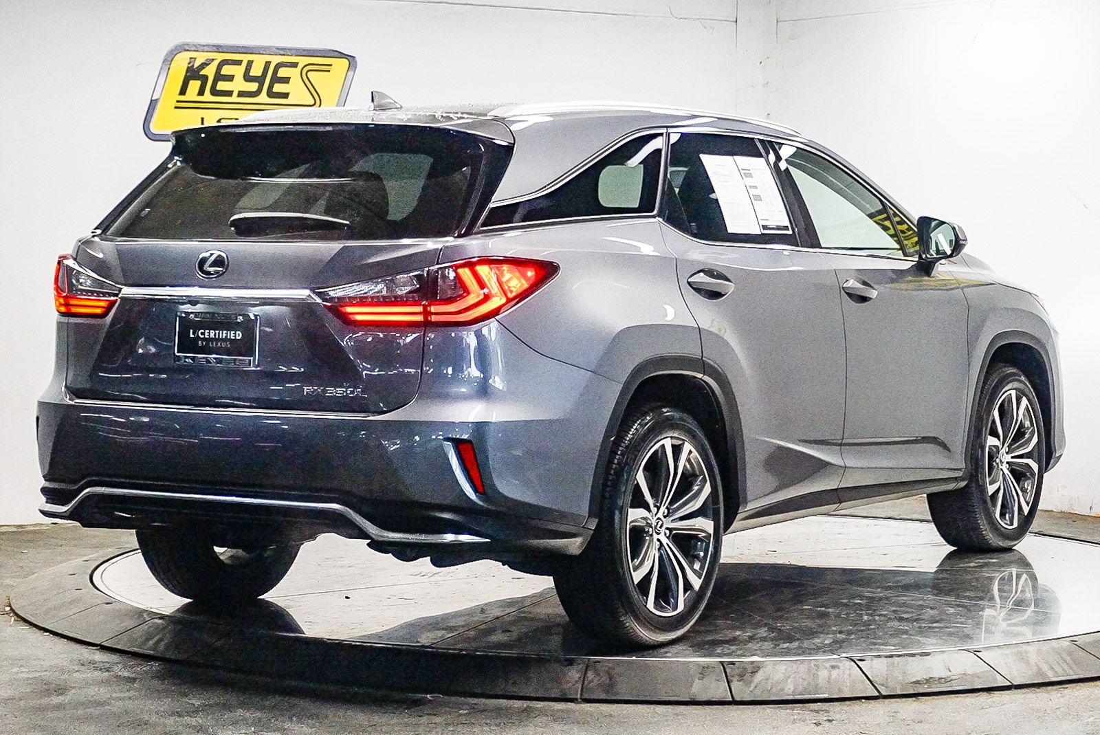 Thumbnail: 2020 Lexus RX - 4