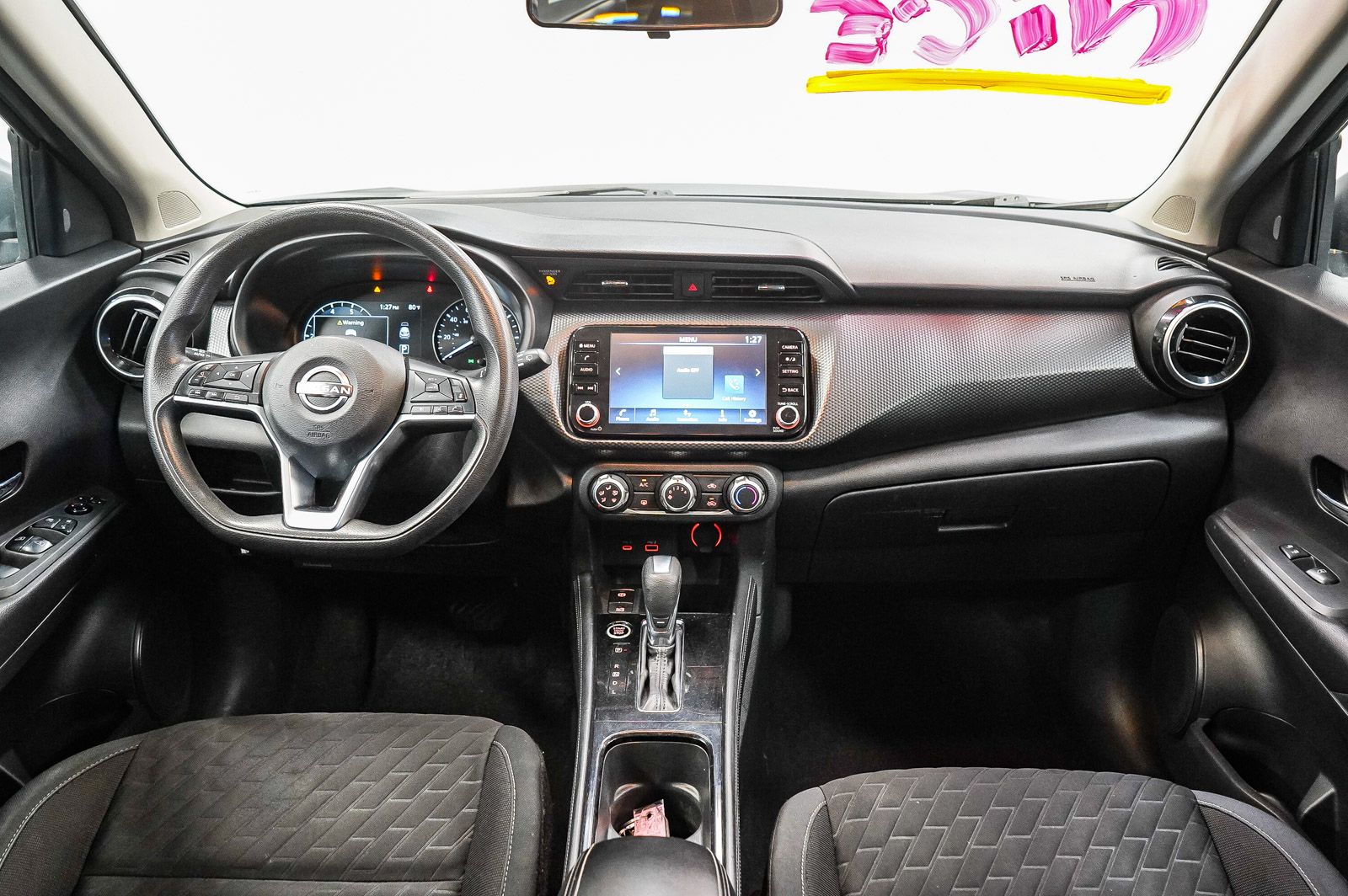 Thumbnail: 2023 Nissan Kicks - 12