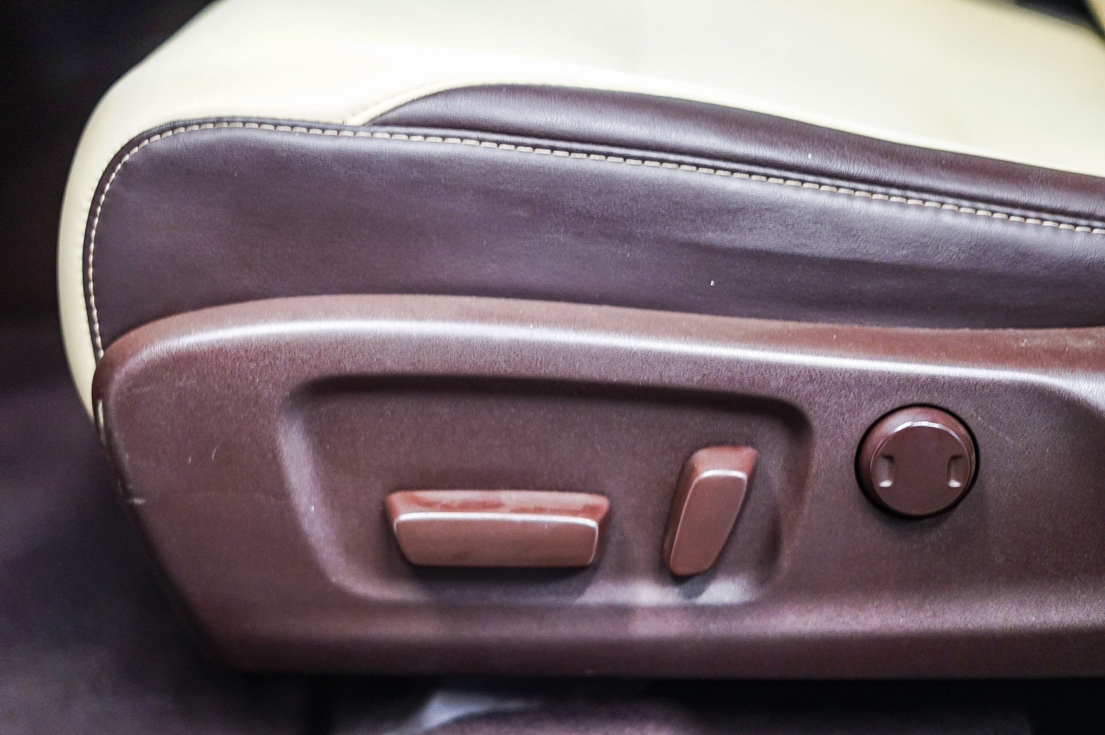 Thumbnail: 2017 Lexus RX - 21