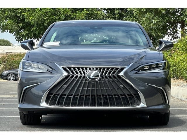 Thumbnail: 2025 Lexus ES - 5