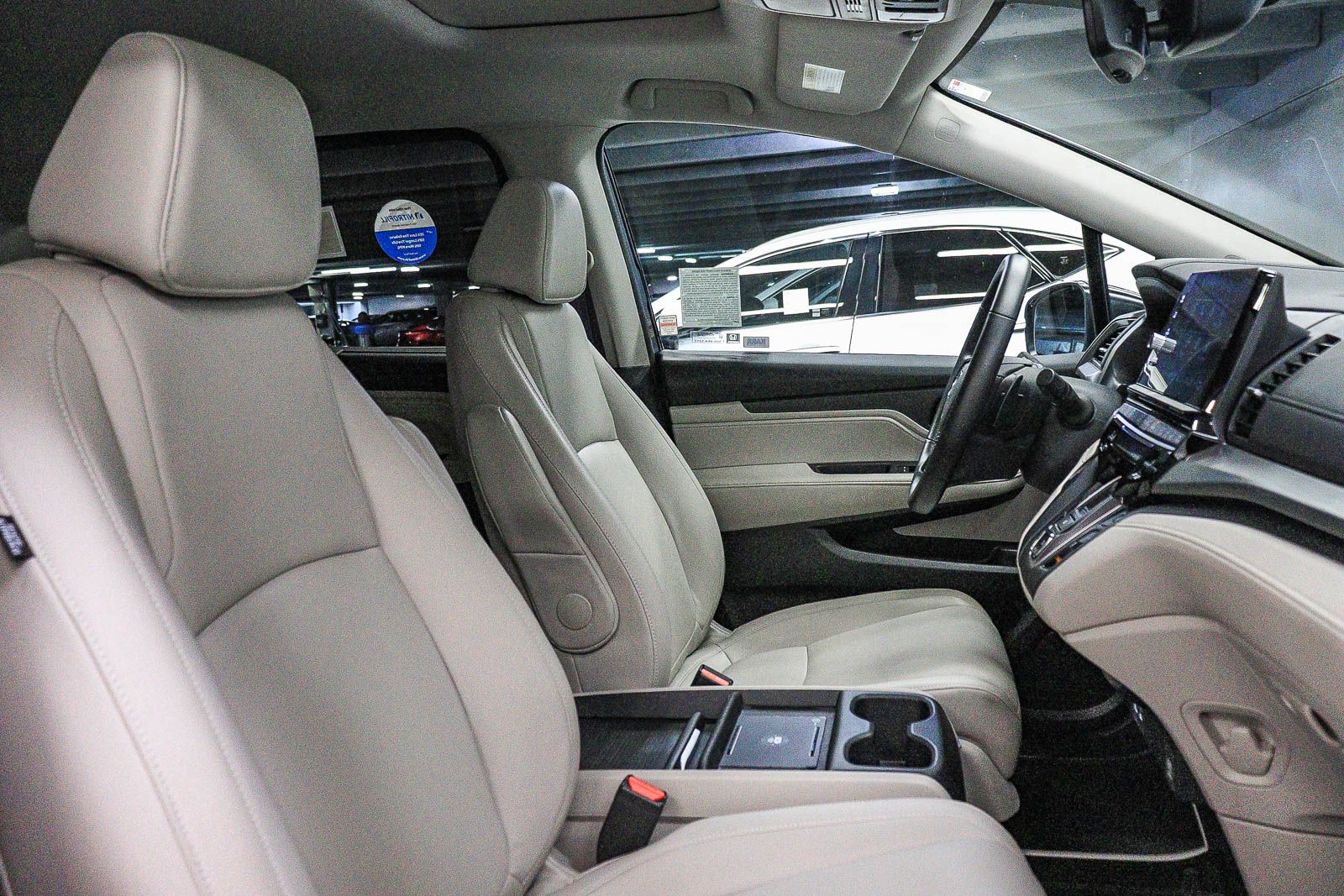 Thumbnail: 2025 Honda Odyssey - 16
