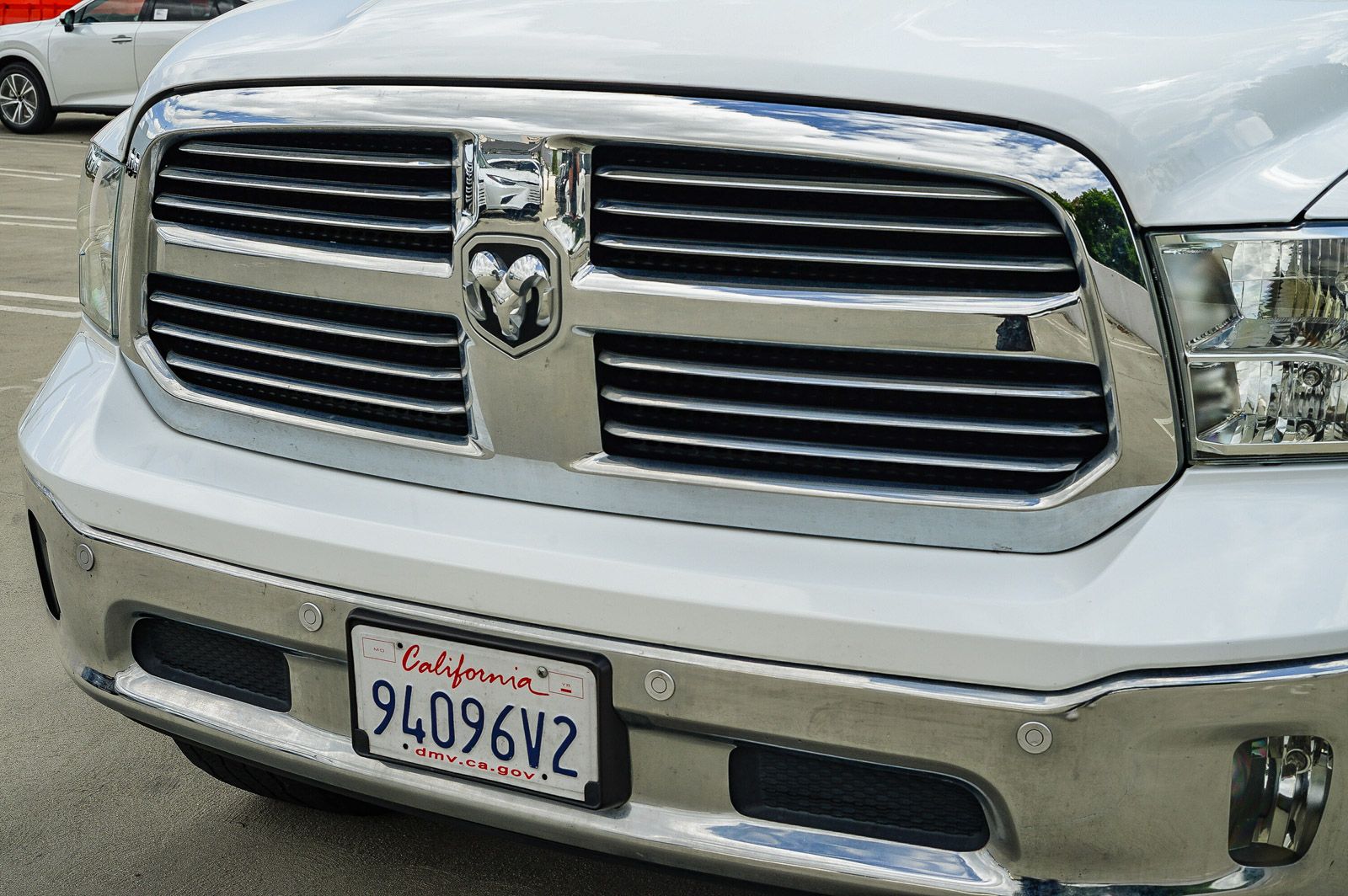 Thumbnail: 2019 RAM 1500 Classic - 8