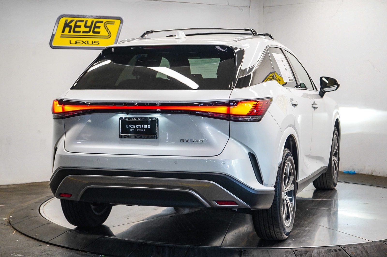 Thumbnail: 2024 Lexus RX - 4