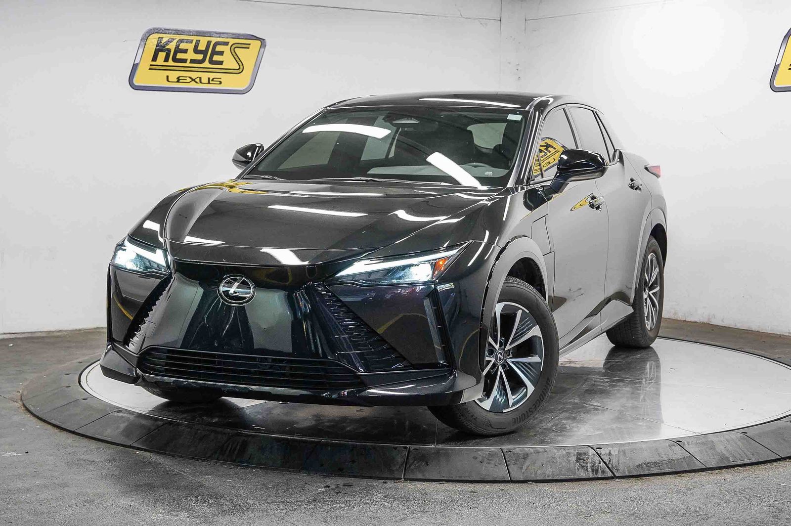 2025 LEXUS RZ 450e
