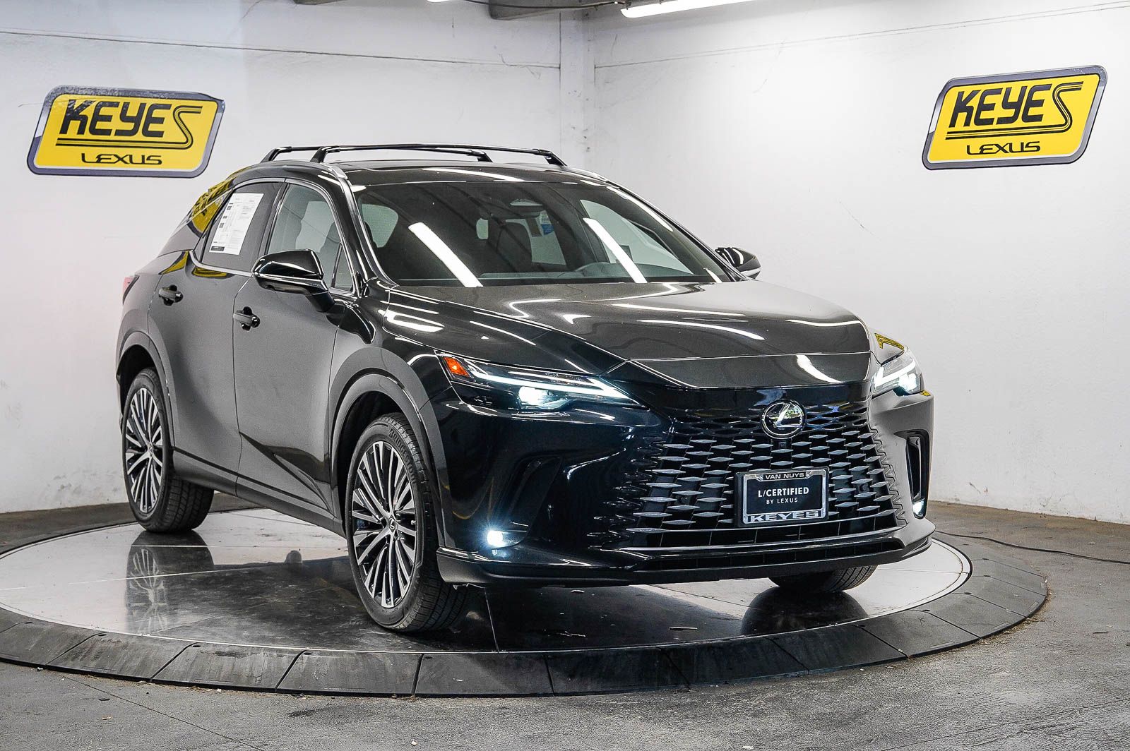 Thumbnail: 2025 Lexus RX - 4