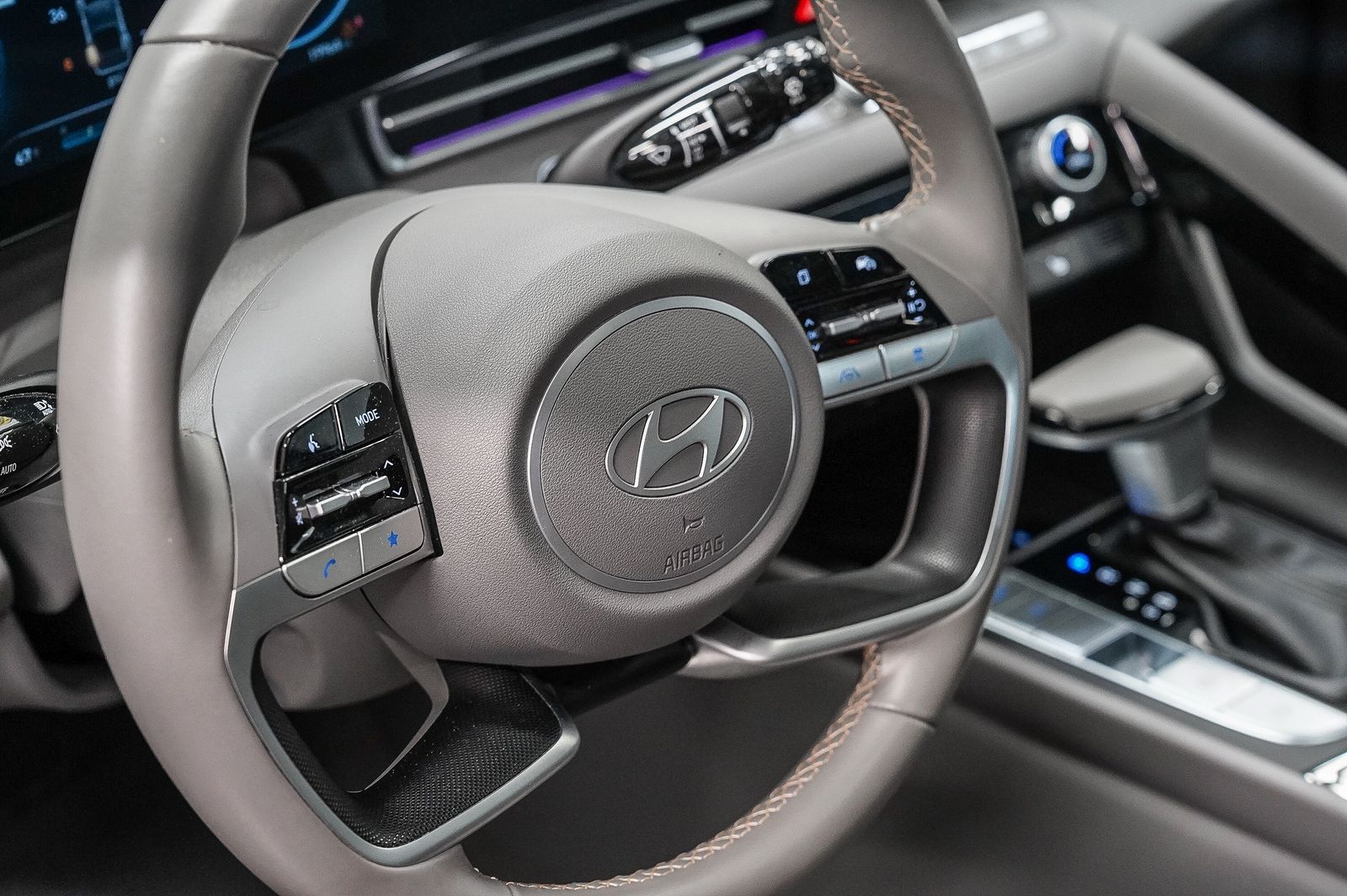 Thumbnail: 2025 Hyundai Elantra - 21