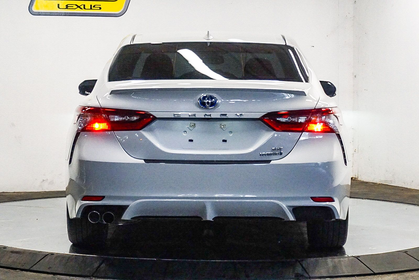 Thumbnail: 2024 Toyota Camry - 3