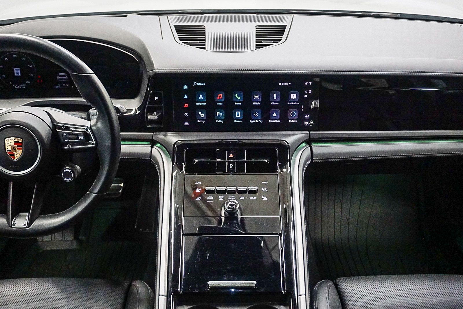 Thumbnail: 2024 Porsche Panamera - 14