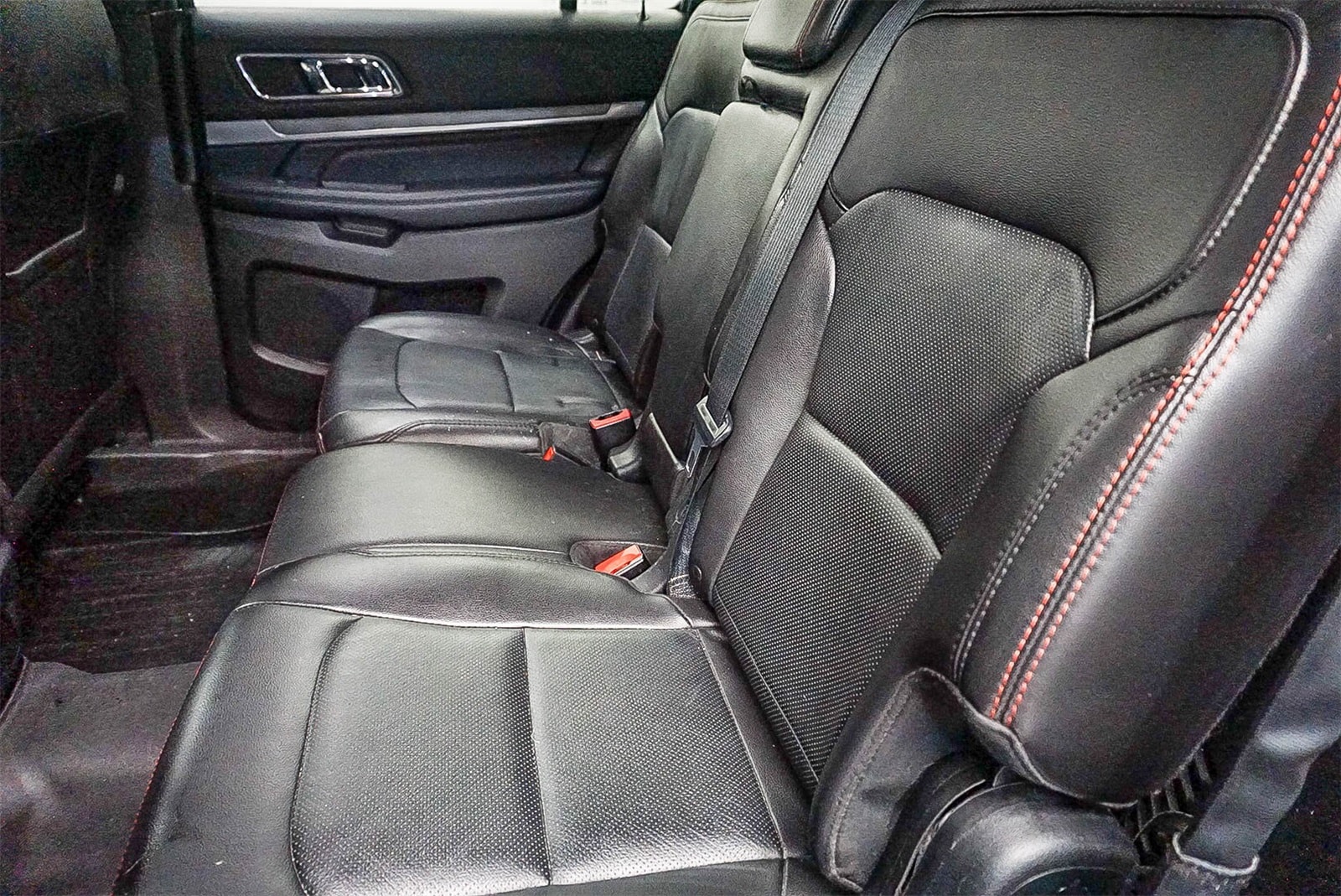 Thumbnail: 2018 Ford Explorer - 20