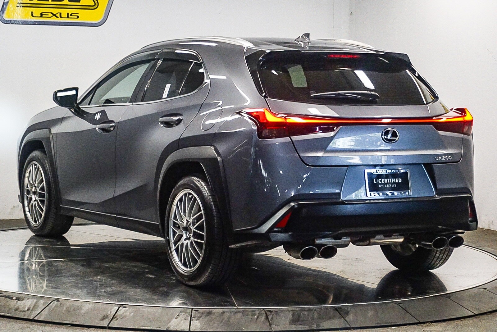 2020 Lexus UX 200 Premium photo 2