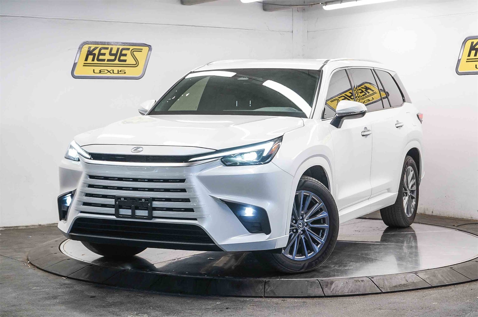 2025 Lexus TX 350 -
                  Van Nuys, CA