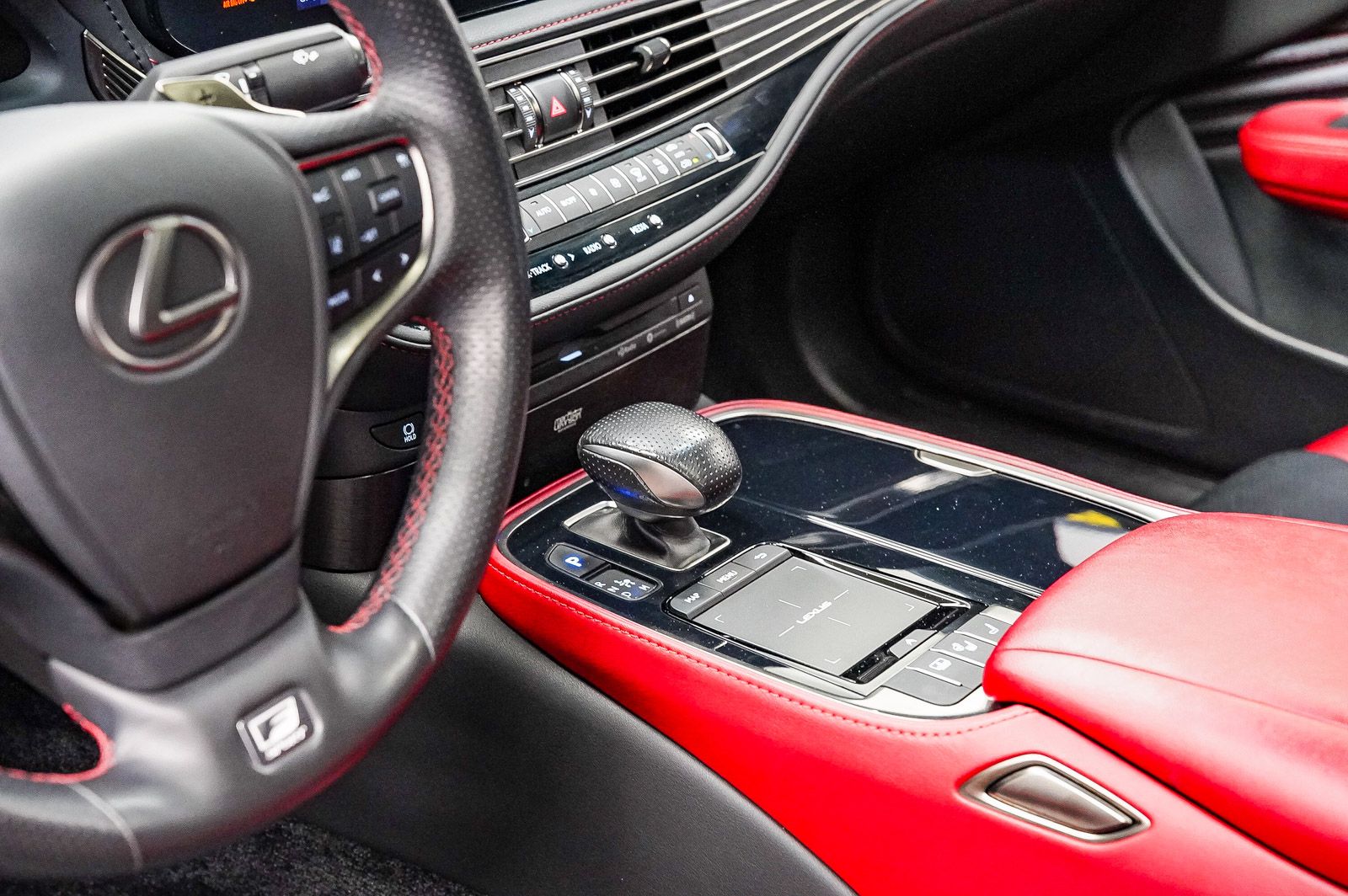 Thumbnail: 2022 Lexus LS - 23