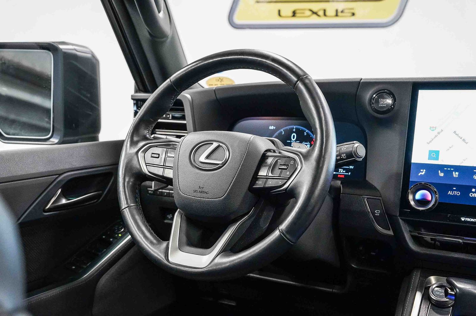 Thumbnail: 2024 Lexus GX - 15